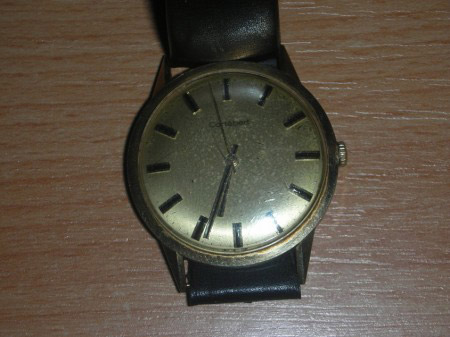 Uhr 002.JPG