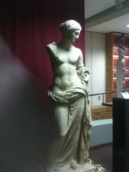 aphrodite von arles.jpg