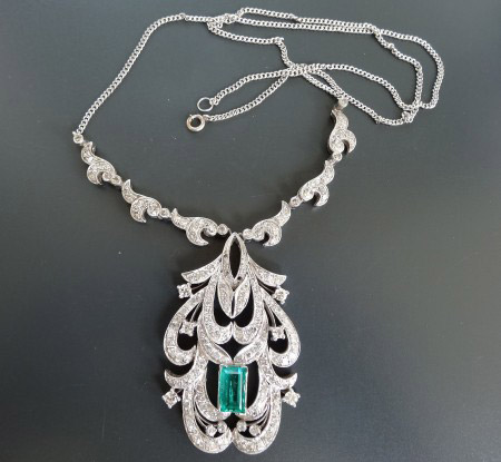 012.JPG
