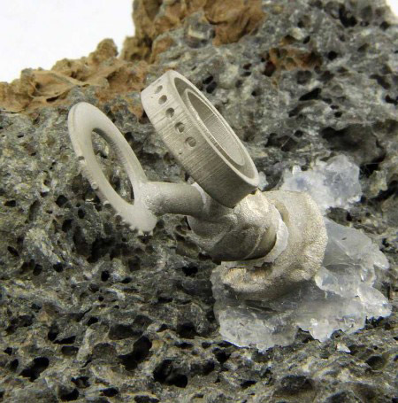 Resin Dirktguss in Gips.jpg