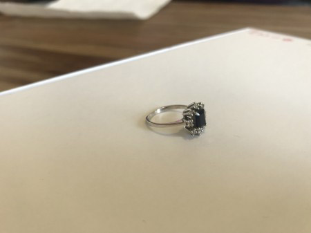 Ring mit Stein, Erbe 1