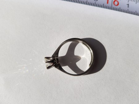 Ring mit Brilliant