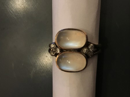 Mondstein Ring