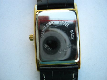 Uhr mit Goldbarren, Fake?