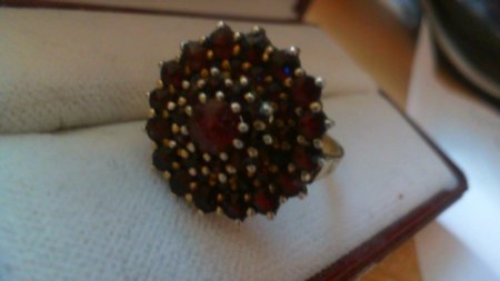Schöner alter Granatring..Punze 900 G2  und ein anderes..Gewicht ca. 4,7- 4,8 Gramm