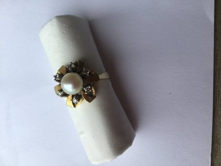 Verschiedene Goldringe