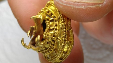Kegelfibel 1und Ring ca. 11 Jhd.