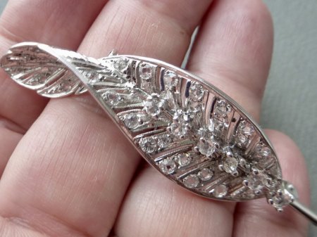Unbekannte Punze / Broschierung / Sterling Silver/ klare Steine