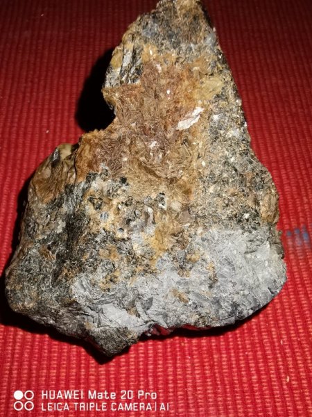 Stein gefunden wertvoll?!