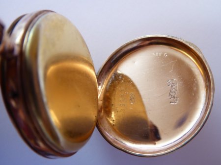 Reparatur einer Jugendstil-Damentaschenuhr