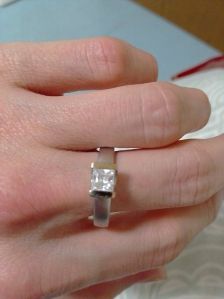 Glasstein oder Diamant?