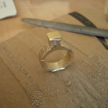 Ring aus Messing - Legierung