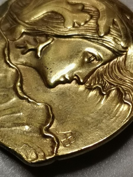 Goldene Jugendstil? Brosche was bedeuten die Punzen