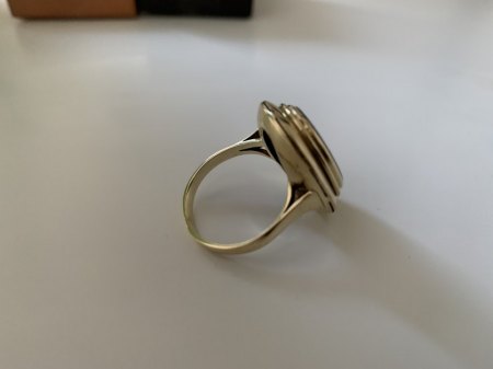 Siegelring mit der Bitte um Schätzung