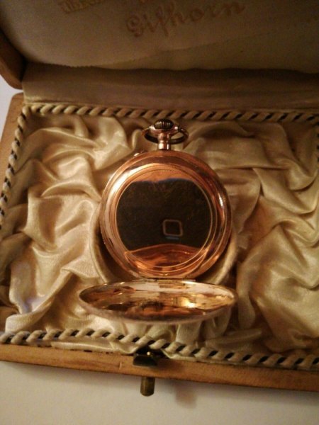 Damen-Taschenuhr aus 585 Gold; Wertschätzung und Herkunft?