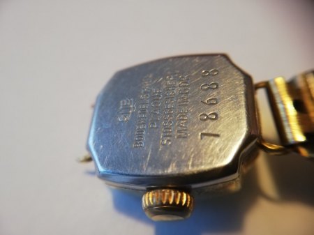 Gub-Uhr identifizieren bzw. mehr Details?