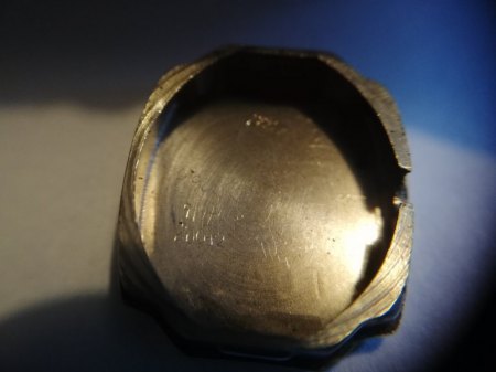 Gub-Uhr identifizieren bzw. mehr Details?