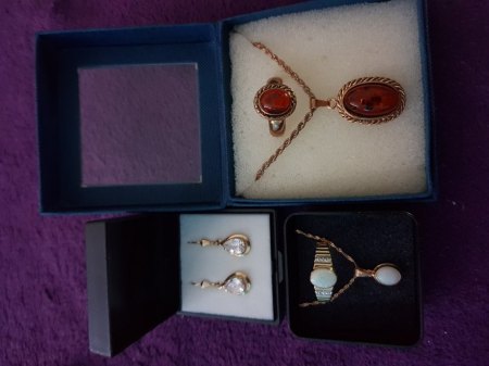 Schmuck aus Erbnachlass