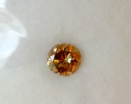 Cognacfarbiger Brillant - 0,285 Carat - aus Goldschmiede zu verkaufen