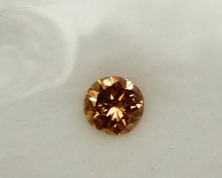 Cognacfarbiger Brillant - 0,285 Carat - aus Goldschmiede zu verkaufen
