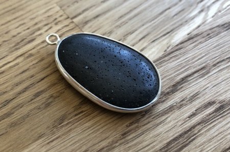 Stein einfassen ohne Rückenplatte