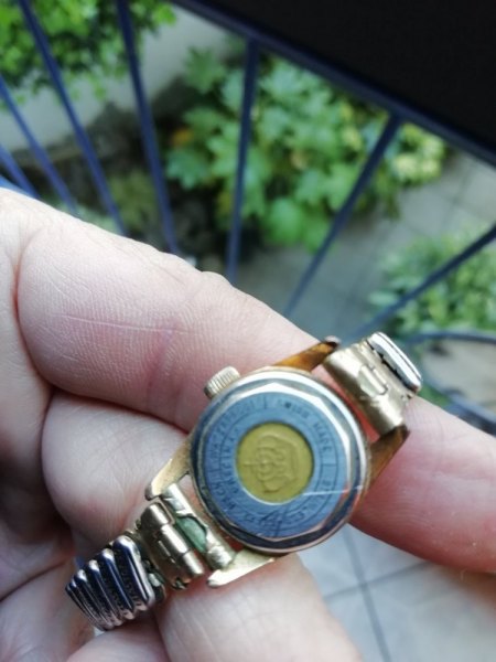 Alte Precimax Damenuhr echt oder nur vergoldet?