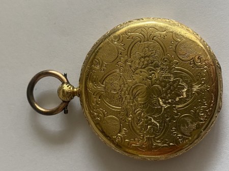 Goldene Taschenuhr - bitte um Bewertung oder Hersteller zeigen