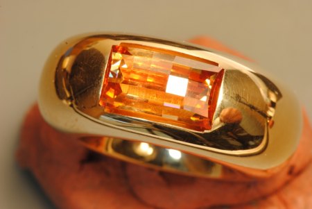 Ein ausgefallener Ring...