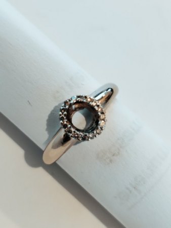 Verlobungsring (585 Weißgold, Smaragd + Diamanten): Stein nach Verkleinerung rausgefallen