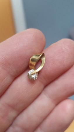 Goldanhänger aus Nachlass, Stempel unklar, Wertschätzung