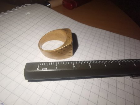 Alter Goldring (585 & 14K Gravur) mit auffälligem großen Vogel