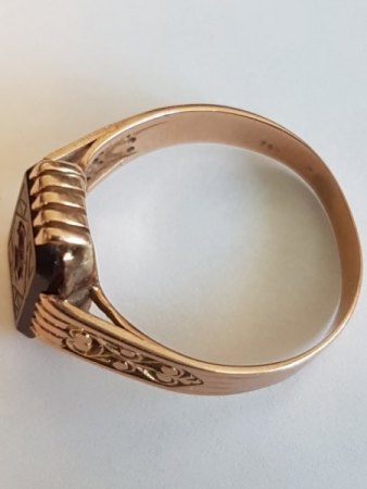 Ring aus dem Krieg