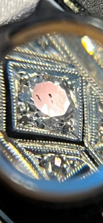Altschliff Diamant beschädigt?