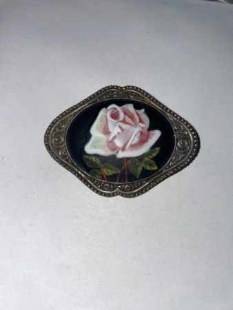 Brosche  mit Rose