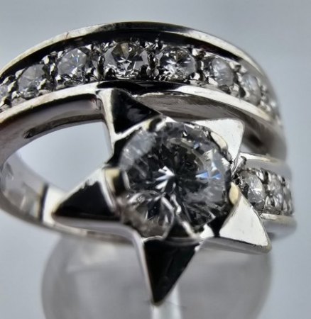 Sternring mit Diamanten 750er Gold