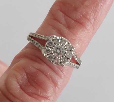 Diamantring 3,9 g, 750 18 Karat, Weißgold