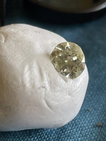Kaputte Diamanten schleifen?