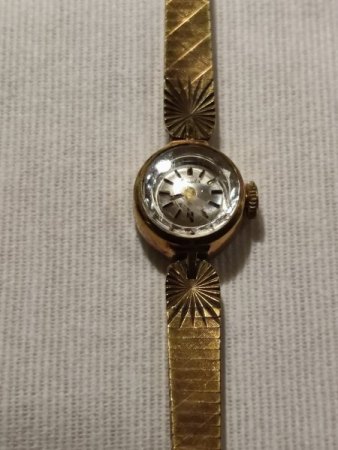 Wert Marada Uhr?