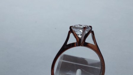Silber Ring mit Brillant?