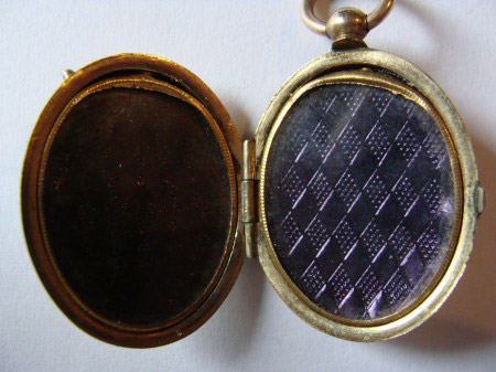 Medallion 003.JPG