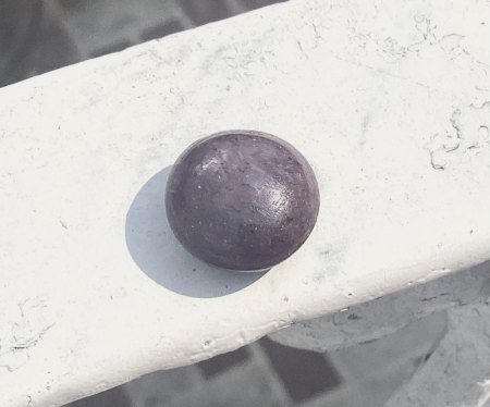 Goldring zerbröselt