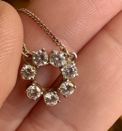 Kette mit Echte Steinen/Diamanten oder nicht? Punze LE