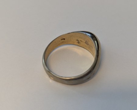 Fälschungsverdacht bei 750-gepunztem Goldring - Einschätzung?