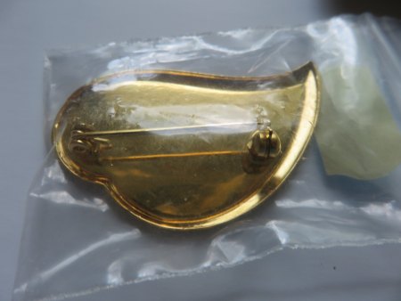 Rückseite Blattbrosche