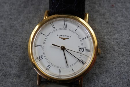 Longines 750er Goldgehäuse